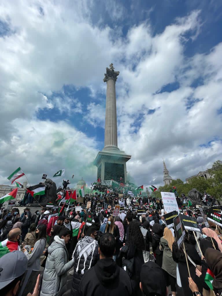 Barahmeh's tweet photo. Hearing that there are 180,000 people out marching for Palestine in London. What a city. https://t.co/H0S1ECf9ug