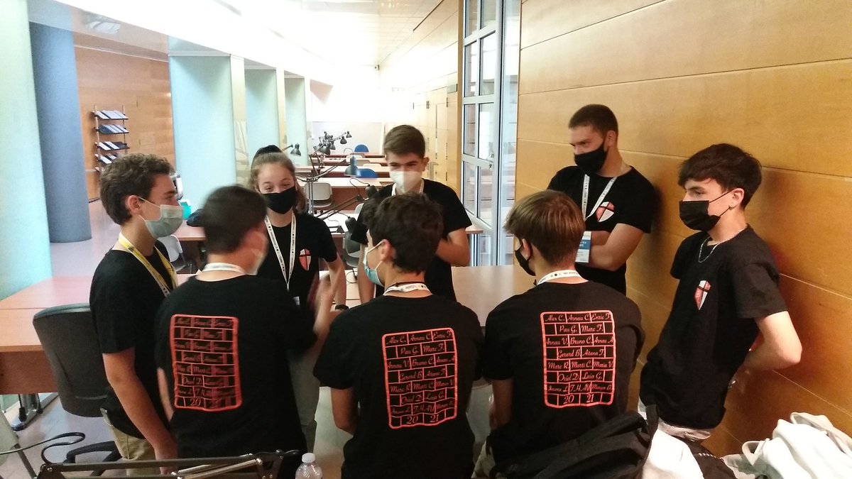 bescosmarga's tweet image. Molt bona feina de l&apos;equip BCPT de #EscolaThau durant el torneig #FLL2021 @LaSalleBCN. Els podem felicitar!!!