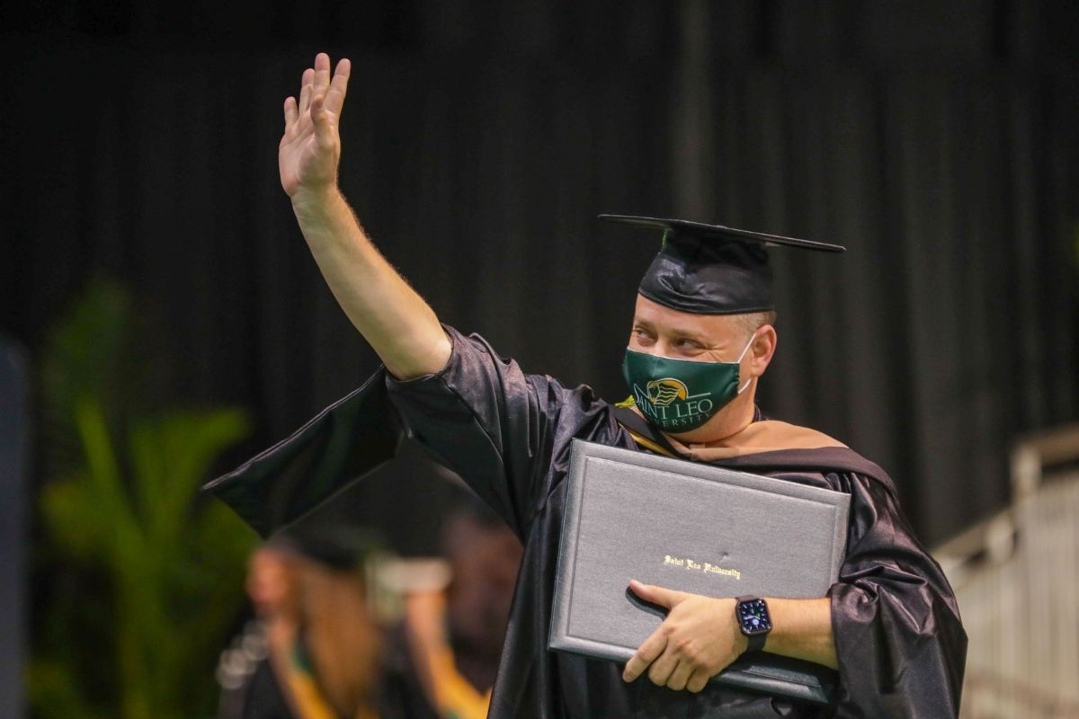 Saint Leo University tweet media