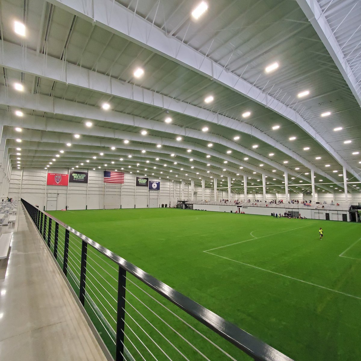 coachlord15's tweet photo. Recruiting Day at Grand Park, Westfield, IN...A lot of high school talent, and an Amazing Facility! https://t.co/xzZYQ5w8Px