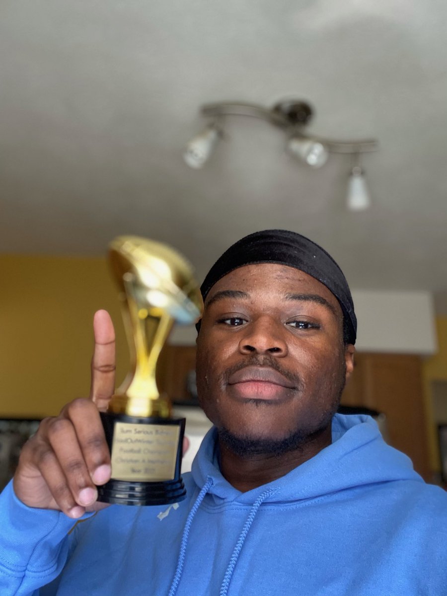 WeJustSporting's tweet photo. With his eyes already on the next one. Letโs make sure we congratulate our OFFICIAL #IcedOutWinter Tourney WINNER @2Elite2 on making @Sum_SB HISTORY. Will he pull it off again? #SpringOff ๐ https://t.co/Dj8ubJZD0c