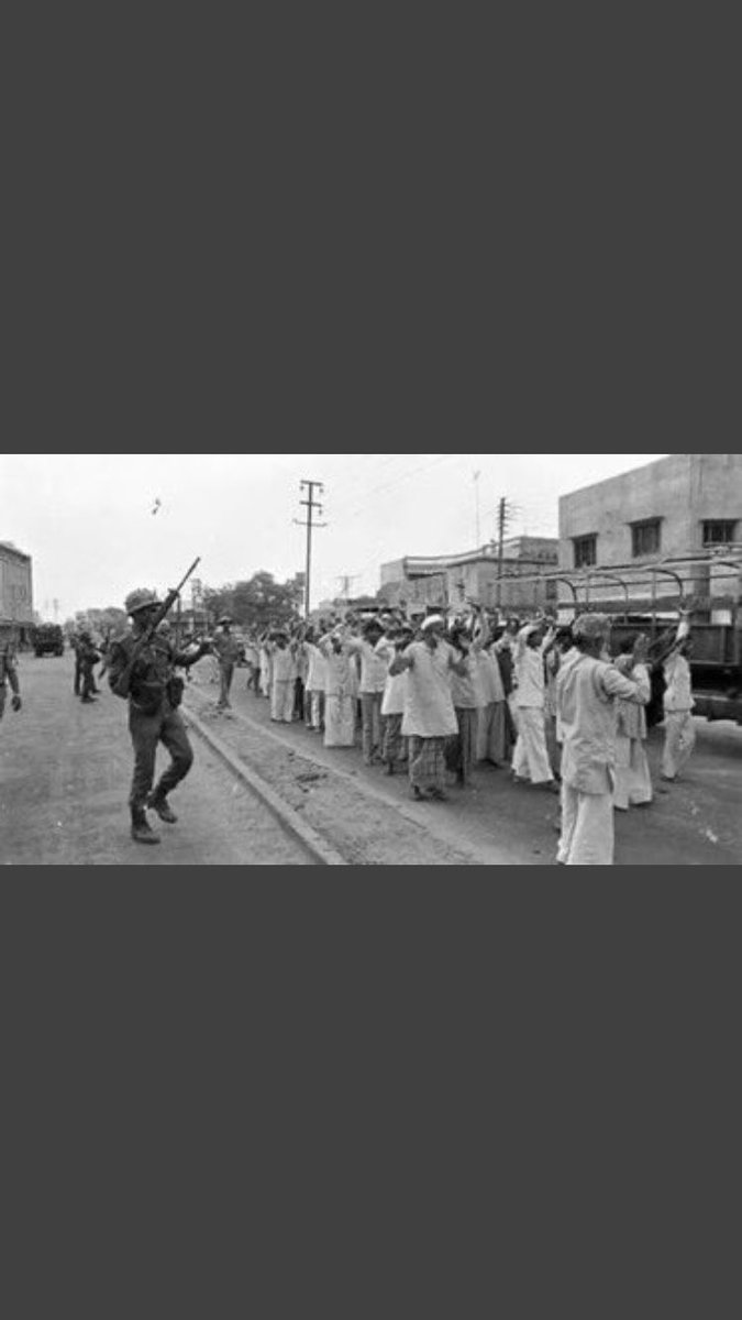ImammMeer's tweet photo. On this day in 1987, 42 innocent Muslims were picked up by Indian paramilitary forces in Hashimpura. They were taken to the outskirts where they were shot to death one by one. Their bodies were thrown in the canal.

In 2015, all 16 accused in  #HashimpuraMassacre were acquitted. https://t.co/gVhQwtpkCw
