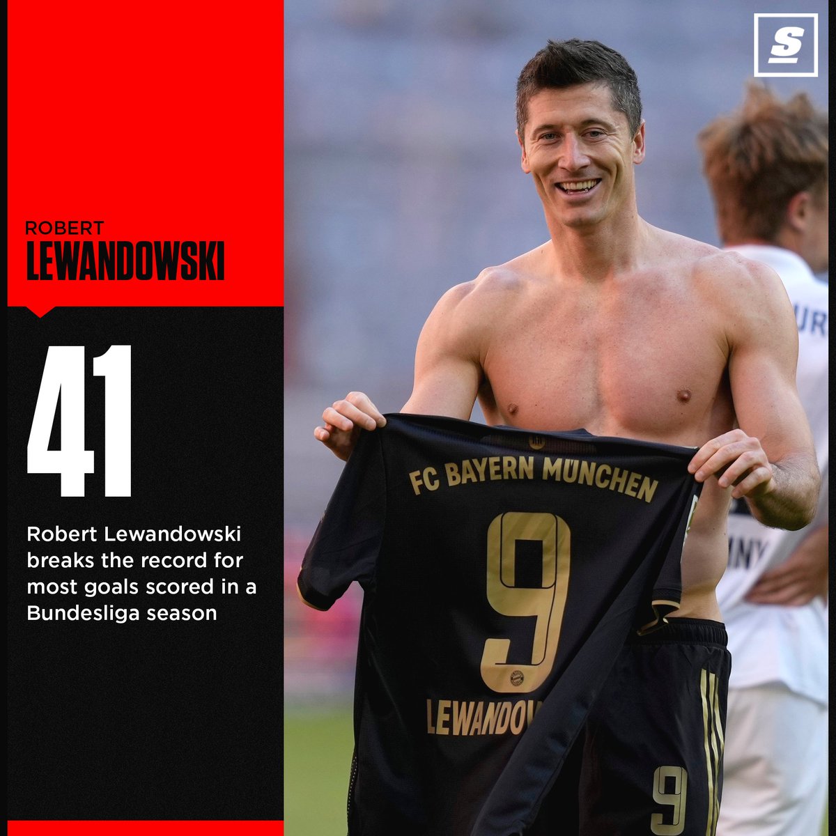 theScore's tweet photo. Robert Lewandowski passes Gerd Müller for most Bundesliga goals in a single season! ⚽️🔥 https://t.co/p0drImgIxJ