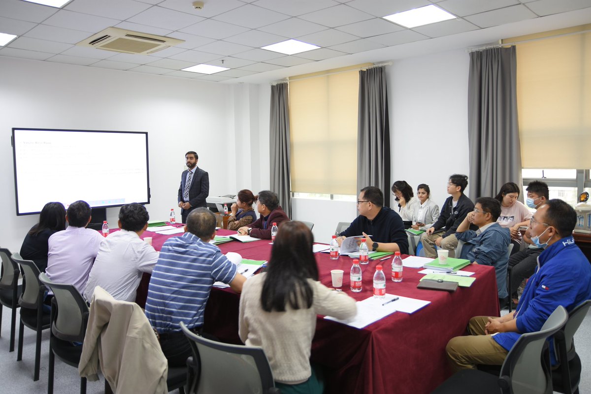 Ali Raza tweet media