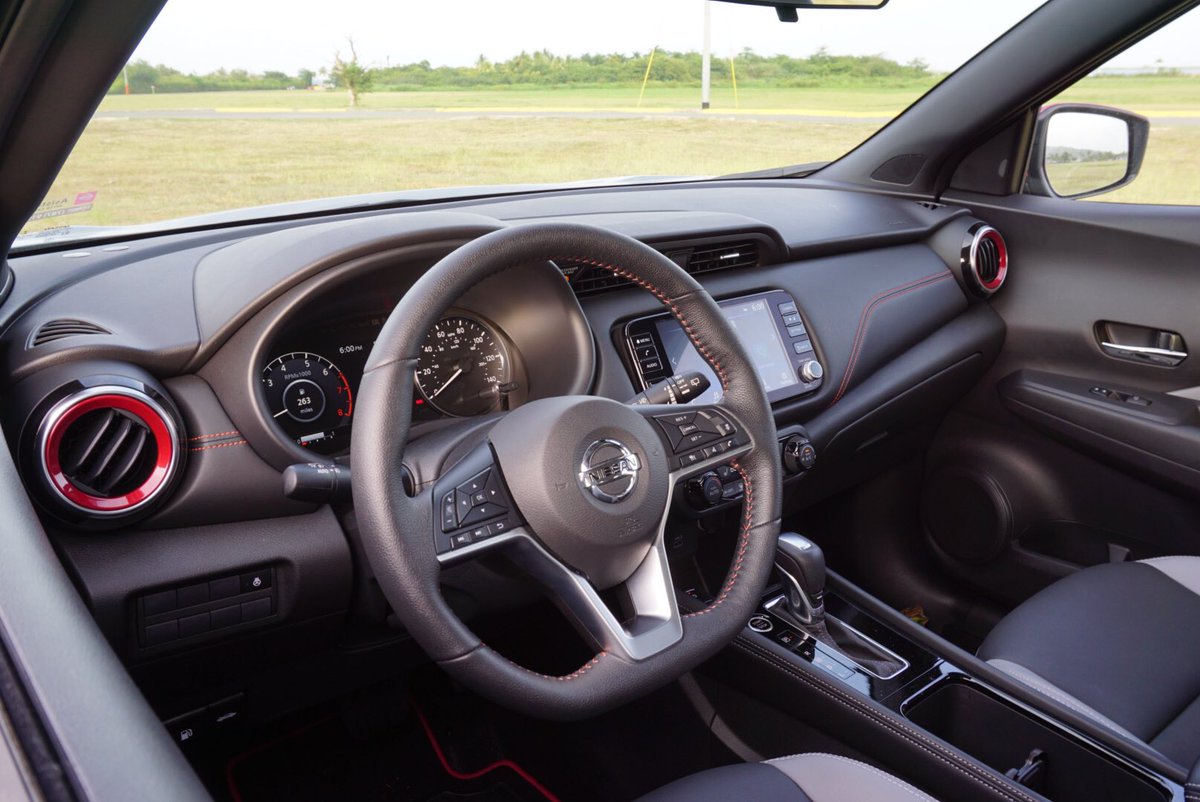 OverdriveNewsPR's tweet photo. Mi #OverdriveTestDrive este fin de semana es un viejo amigo: la Nissan Kicks 2021. La Kicks fue el primer vehículo que tuve la oportunidad de evaluar en el 2018 y aunque parece que fue ayer que llegó al mercado, ya le tocó un “mid-cycle refresh”. https://t.co/SVYldukCpM