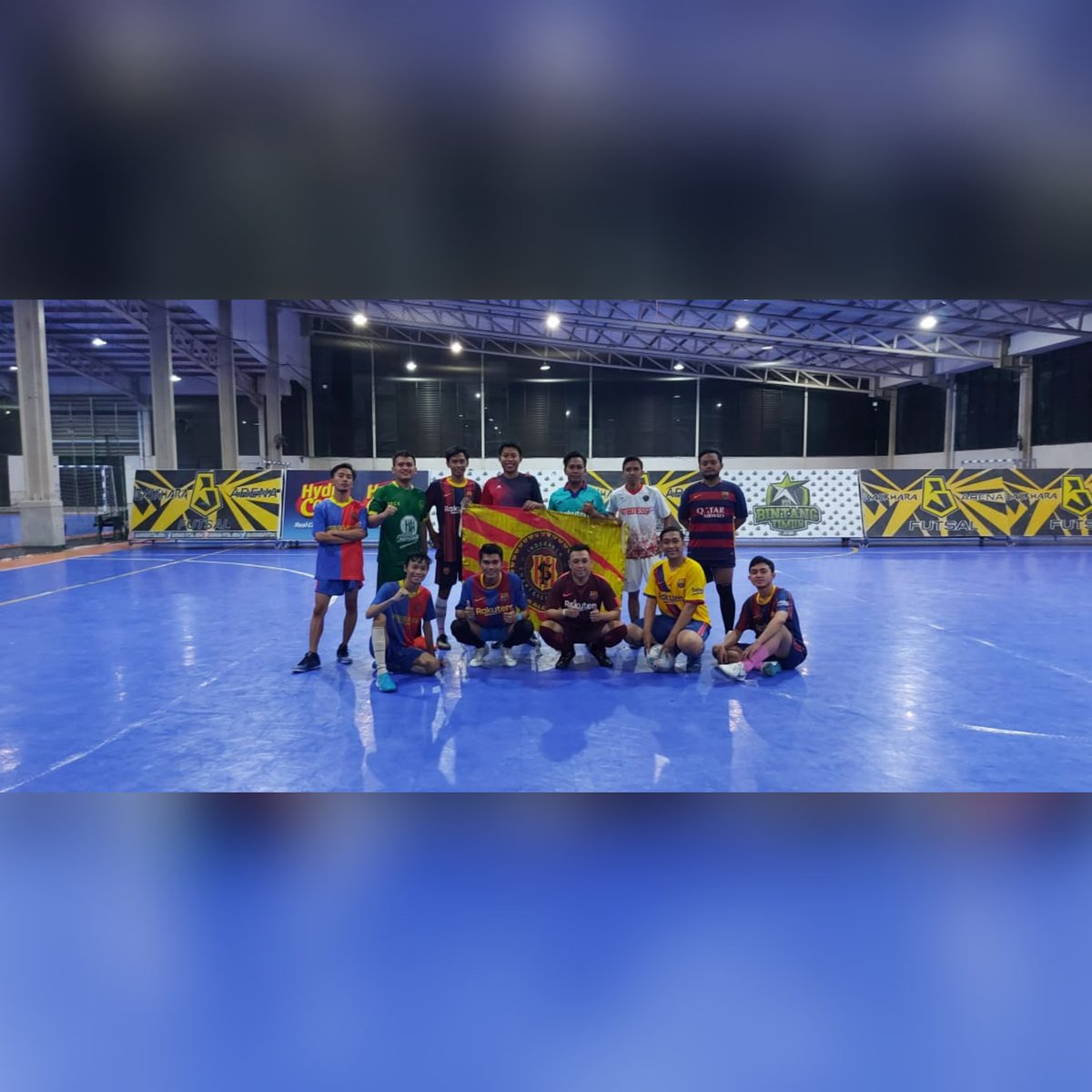 Terimakasih kepada teman-teman yang sudah meramaikan event Sparing/Fun Futsal bersama @brsurabaya kali ini.
.
.
Sampai bertemu di event selanjutnya. Kalian luar biasa.
.
.
#ibcs #indobarcasurabaya