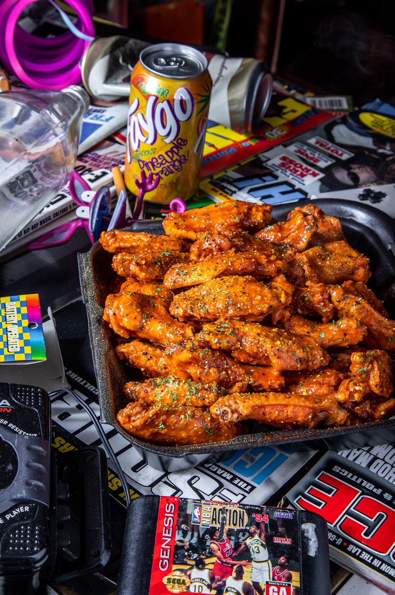 GAFollowers's tweet photo. “Let me get that 50 piece. Ummm mild with lemon pepper sprinkles.... ALL FLAT” 🤣🤣

For some of the best wings in ATLANTA visit our people at THE BANDO.... it’s black owned and the 1st ever FOOD MUSEUM in the city. 😋

3050 MLK JR DRIVE SW 
Atlanta, GA 30311 https://t.co/dZBzM5NBlo