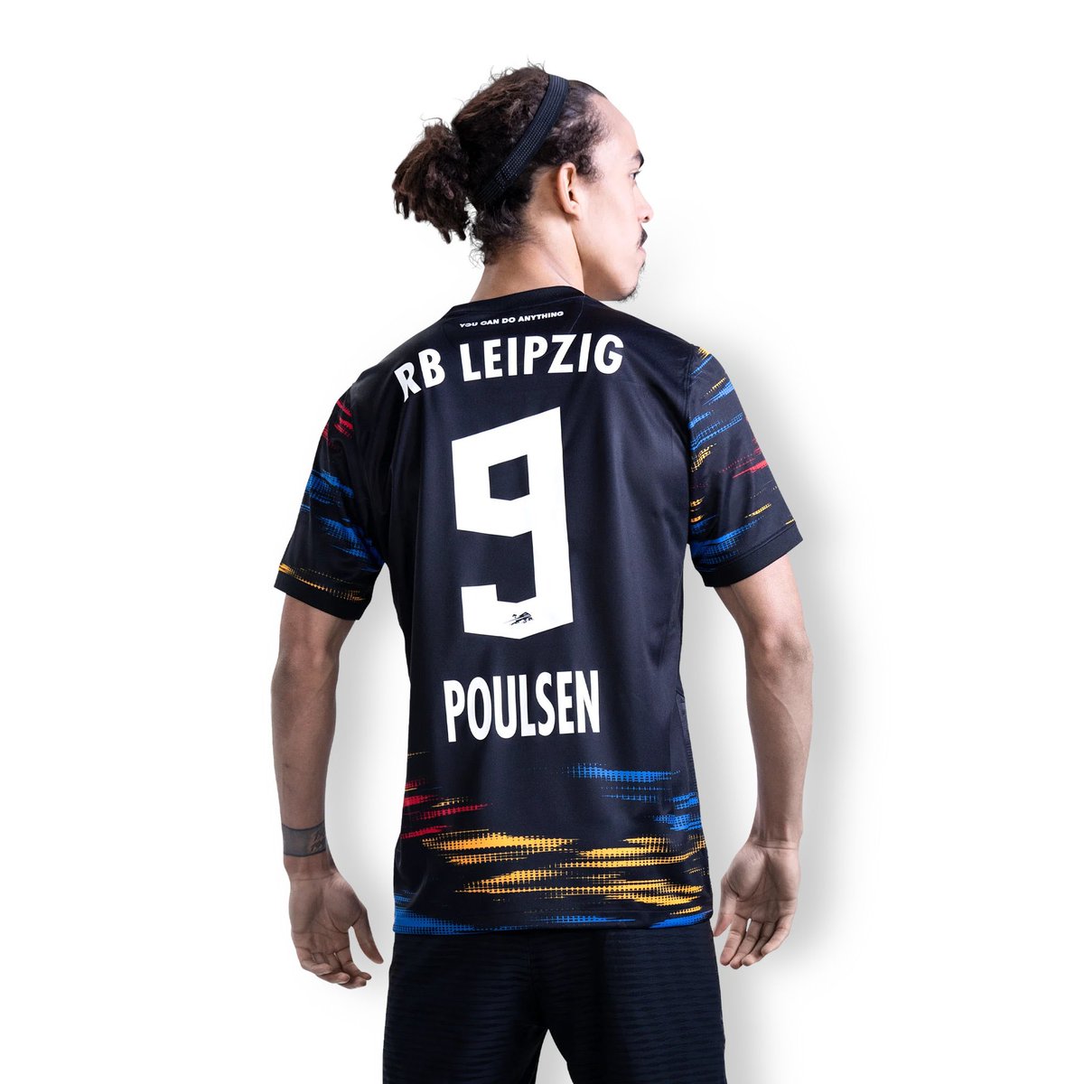 formakultur's tweet photo. RB Leipzig yeni deplasman formasını tanıttı. Aynı gün Union Berlin karşısında yeni formasını giydi. #forma21
@DieRotenBullen | @nikefootball https://t.co/53dDsHqMQa