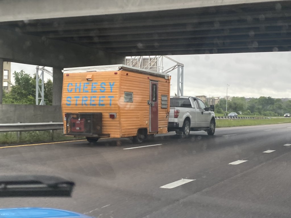Frenchydoright's tweet photo. @SethMacFarlane @AmericanDadTBS 
I found the Cheese Brothers IRL!!!
#cheesebros
#cheeseitup
#colforbinlovesgooeycheese https://t.co/RErSUi7S3d