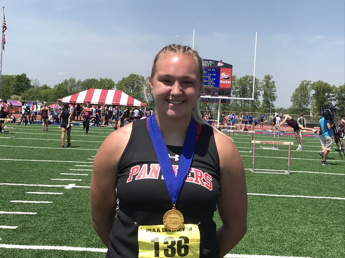 piaadistrict3's tweet photo. District III M&amp;T Bank Track &amp; Field record alert: 

Ashlyn Giles of Schuylkill Valley hit a record throw of 48-0 1/4 to win the 2A Girls shot.

Ashlyn broke the 23-year-old record of 47-10 set in 1998 by East Juniata’s Heather Colyer https://t.co/xc1oixVs3N