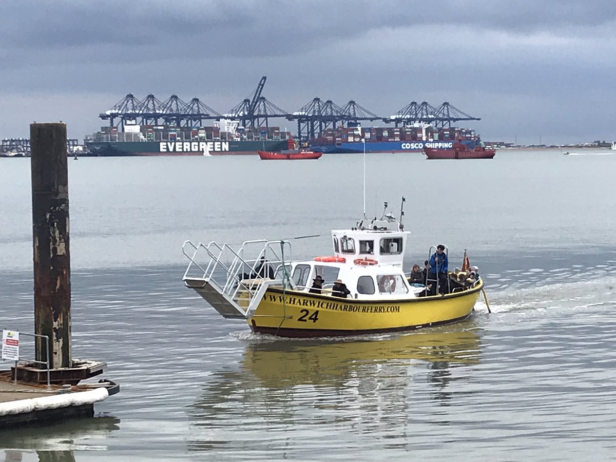 mikepford's tweet photo. Nice use of ex lifeboat from #sscanberra #Canberra @footferry #felixstowe #harwich @ShotleyMarina @fleetwood_nc let’s go #sailing ⛵️⛵️ https://t.co/7vbAddZKun