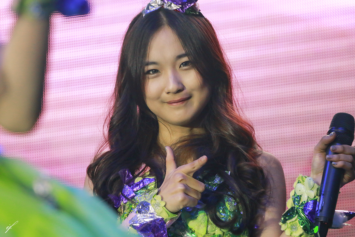 ExPersia tweet media