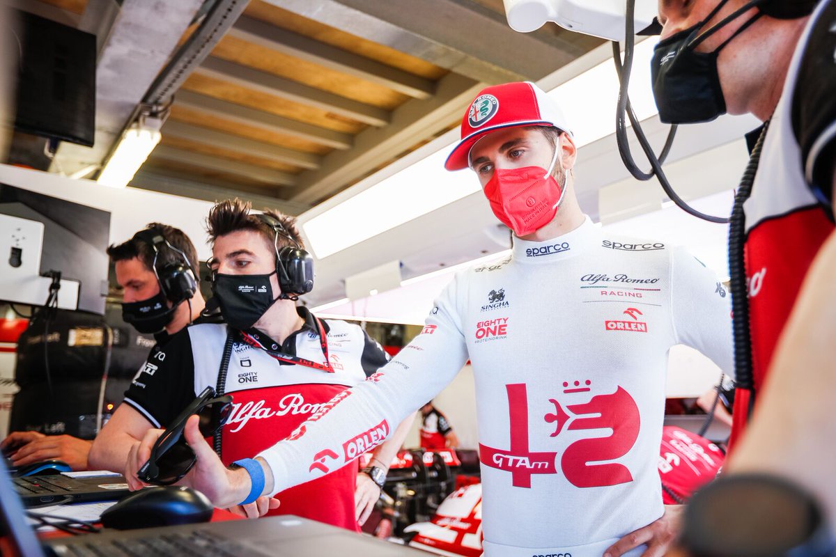 JPImparato's tweet image. Great @F1 qualifying performance today in the #MonacoGP by our @alfaromeoracing team, with @Anto_Giovinazzi reaching #Q3. Really proud to see all the hard work of the team paying off, with so much improvement in our qualifying pace compared to last year.
#ProudlyAlfaRomeo