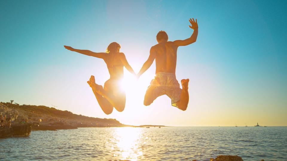 Wanderherco's tweet photo. #PostCovidTravel ✈️  According to "the latest Global Rescue survey..." Forbes says "Canada, Mexico, Europe, Argentina, and South Africa are the leading international destinations for travelers over the next several months," 📍

Read more now: 
https://t.co/YV05g9g3Fq https://t.co/veGUtWg64B