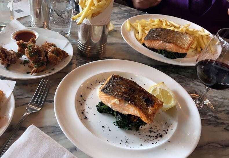 Hair2U's tweet photo. Soooo nice to eat back inside a restaurant, great food, great company ...... #restaurant #eatinside #cambridgepatchwork https://t.co/mQoLj3CWSK