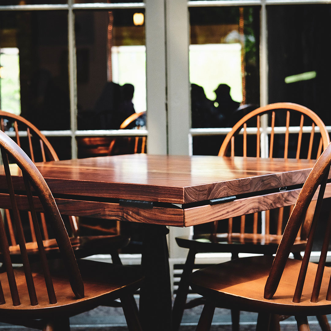 viridianwood's tweet photo. Did you know? All of our smooth non-rustic wood tables can be made with drop leaves. 

#reclaimedwood #tabletops #dougfir #reclaimedwoodtables #woodtables #restauranttables #restaurantdesign #interiordesign #commercialdesign #workplacedesign #moderndesign #rusticdesign https://t.co/zgv6tAGGMX