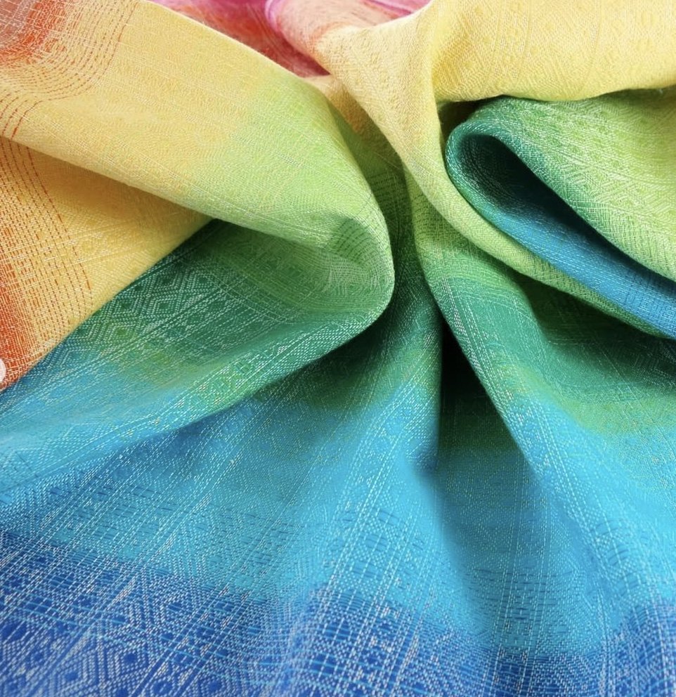DIDYMOS_Baby's tweet photo. #DIDYMOS Prima Rainbow Triblend

🌈It takes rain to make a rainbow,
but also some sunshine I’d say
You are the sun to our rainbow,
shining every day

#didymos 
#primatriblend 
#didymosprima 
#didylove 
#didyfan 
#wearallthebabies 
#tragenistschön 
#doublehammock 
#backcarry https://t.co/q9gD7Kk7U7