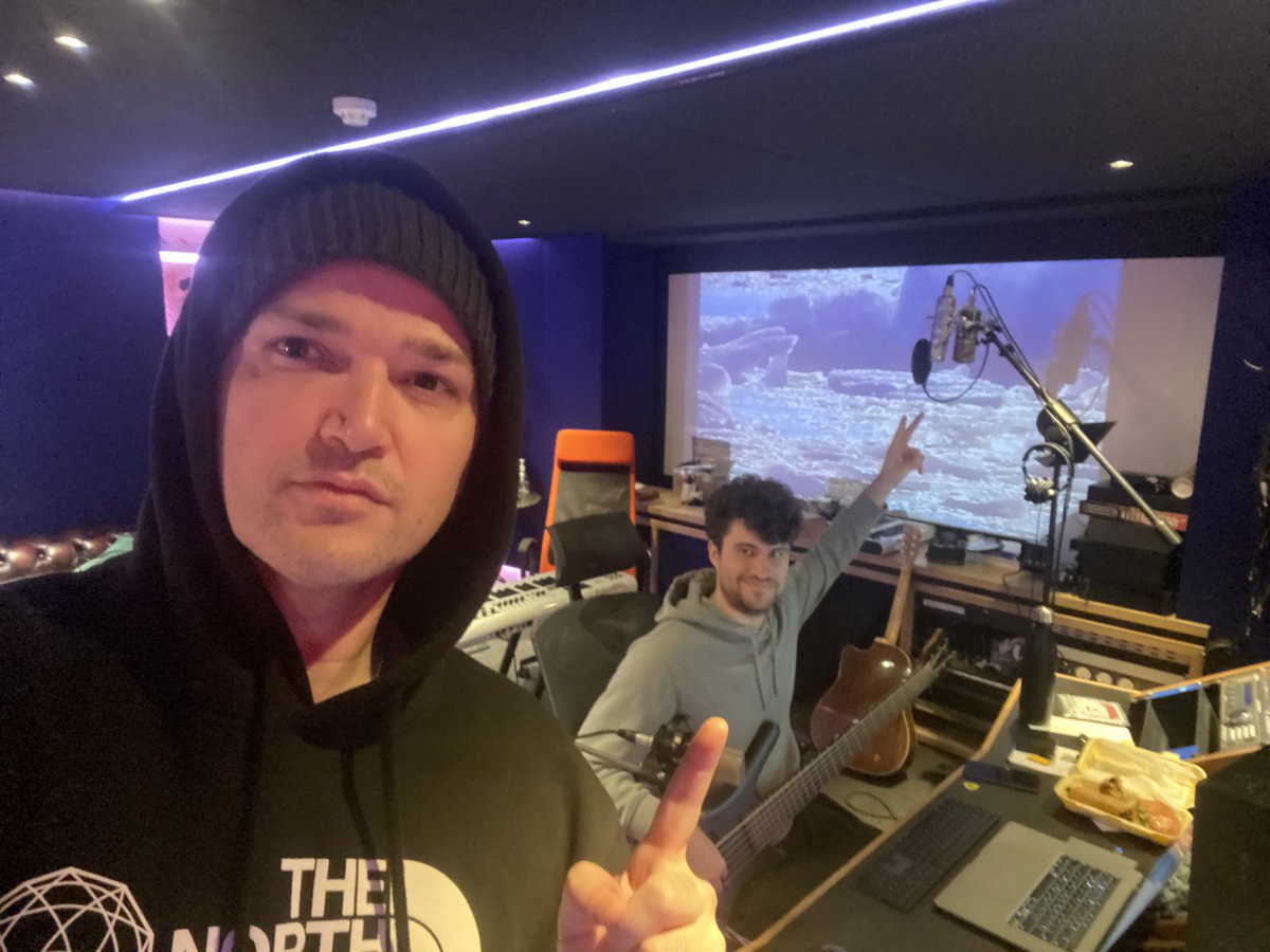 TheScript_Danny's tweet photo. This guy needs a date, I’ve had him working non stop since lockdown @_DanielGriffin send all inquiries to his Twitter. He has no idea that’s why I took this photo. Happy Saturday buddy :) https://t.co/jWxFxIh5YG