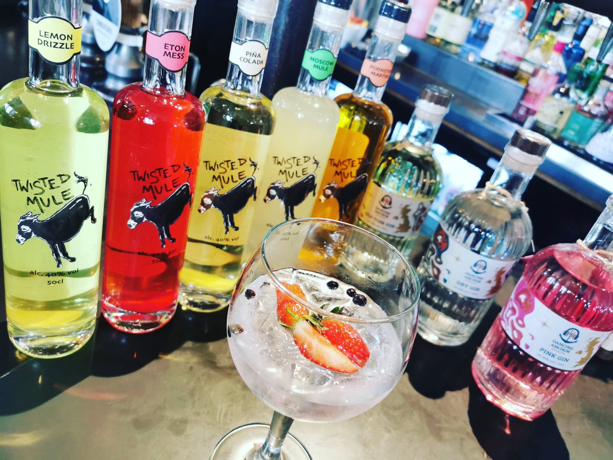 ⚡⚡⚡⚡⚡⚡⚡⚡⚡⚡⚡
NEW GIN ALERT!!!!!!!!!
We just launched @dancinganchor Gins
 in Mansfield!! Come and be some of the first to test them out #properpub #artisangin #ginandtonic #gin #gingin #ginlovers #Mansfield #Mansfieldpub #dancinganchor #twistedmule