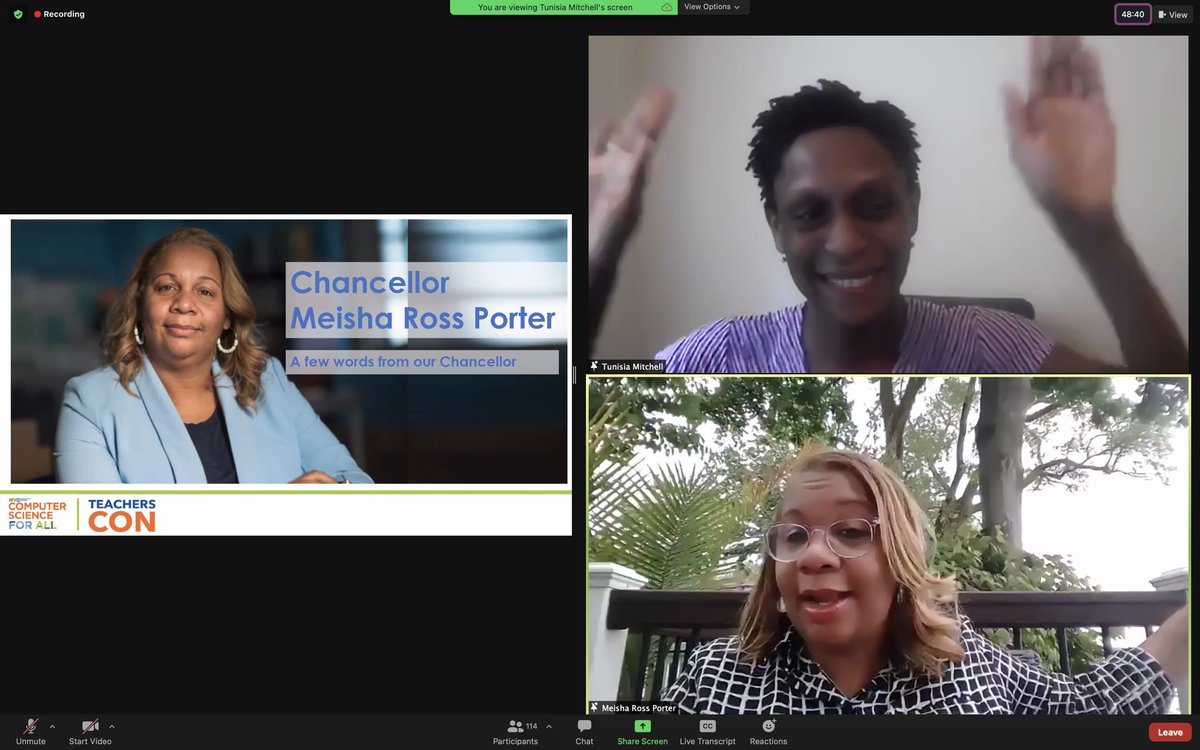 Nadia916's tweet image. What an amazing way to spend my Saturday morning! I’m so hyped!! @CSforAllNYC @CCrawfordTech @innovation_lady @PTechieWong @curatecuriosity @ronsummersnyc @DOEChancellor @cnunez0810 @KingOfAllEdTech