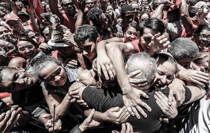 Lula tweet media