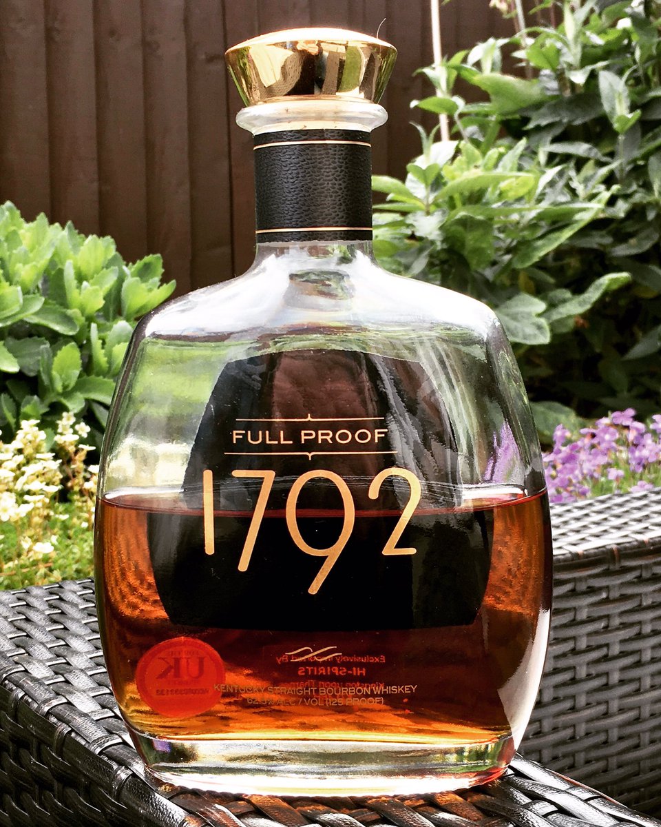 BourbonGents's tweet photo. Going in early and going in big. Love 1792 Full Proof #bourbon #whiskey #1792bourbon #1792fullproof #bartondistillery #bourbongents https://t.co/rCoN2M0dBQ