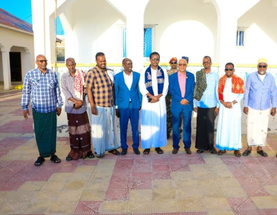 VPsomaliland's tweet photo. Waxaan safar shaqo ku gaadhay Gobalka Awdal, safarkan oo aan ku mari doono degmooyinka Gobolka Awdal iyo Selel ayaa ujeedadiisu tahay diyaar garowga iyo derder galinta doorashooyinka isku sidkan ee golayaasha Wakiilada iyo deegaanka. https://t.co/4V5Tgs6p2c