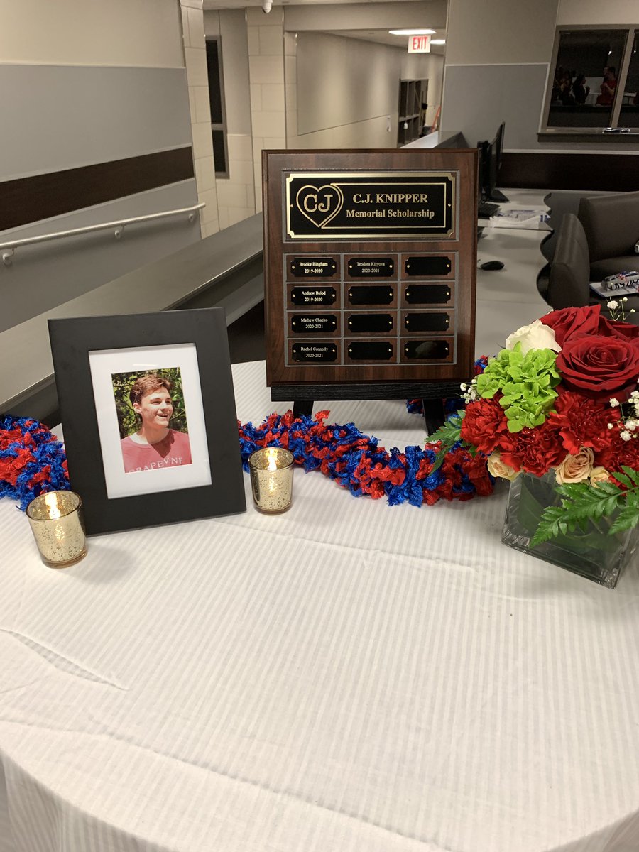 Grapevine_DECA's tweet photo. Congratulations to our ‘21 CJ Knipper Memorial Scholarship recipients, Rachel Connolly, Mathew Chacko &amp; Teodora Kisvoya! Combined these students received $7,500 in CJ’s honor &amp;memory! Each year,outstanding GHS DECA members have the opportunity to earn this scholarship! #gcisdcte https://t.co/a7FdDWe8uK