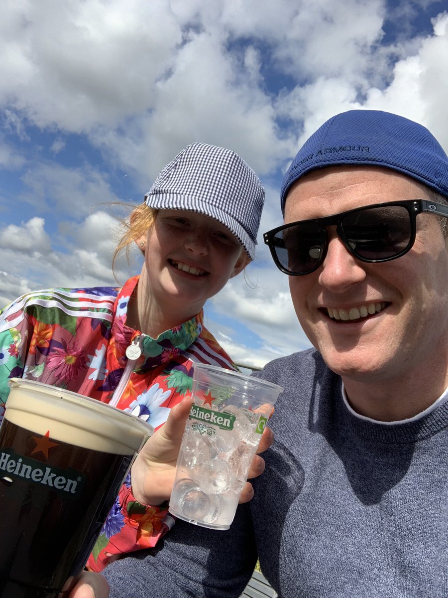 ohfadabee's tweet photo. Are we out? Or out out?
#OutOut #TastyPints #SuppyPints https://t.co/1NMntRGkMH