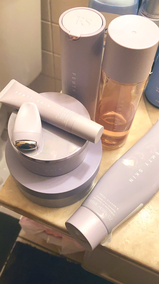 None_Artificial's tweet photo. I’m so proud of my @fentyskin collection 😍#DoesTheBodyGood https://t.co/BvchxwkDL3