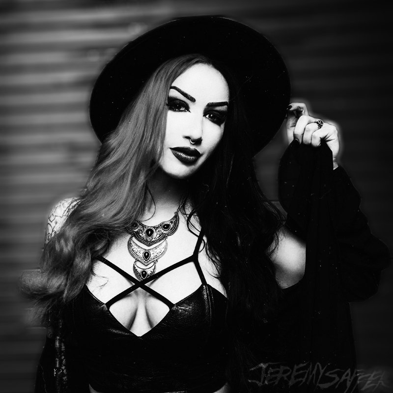 #NewProfilePic 🧛🏻‍♀️
