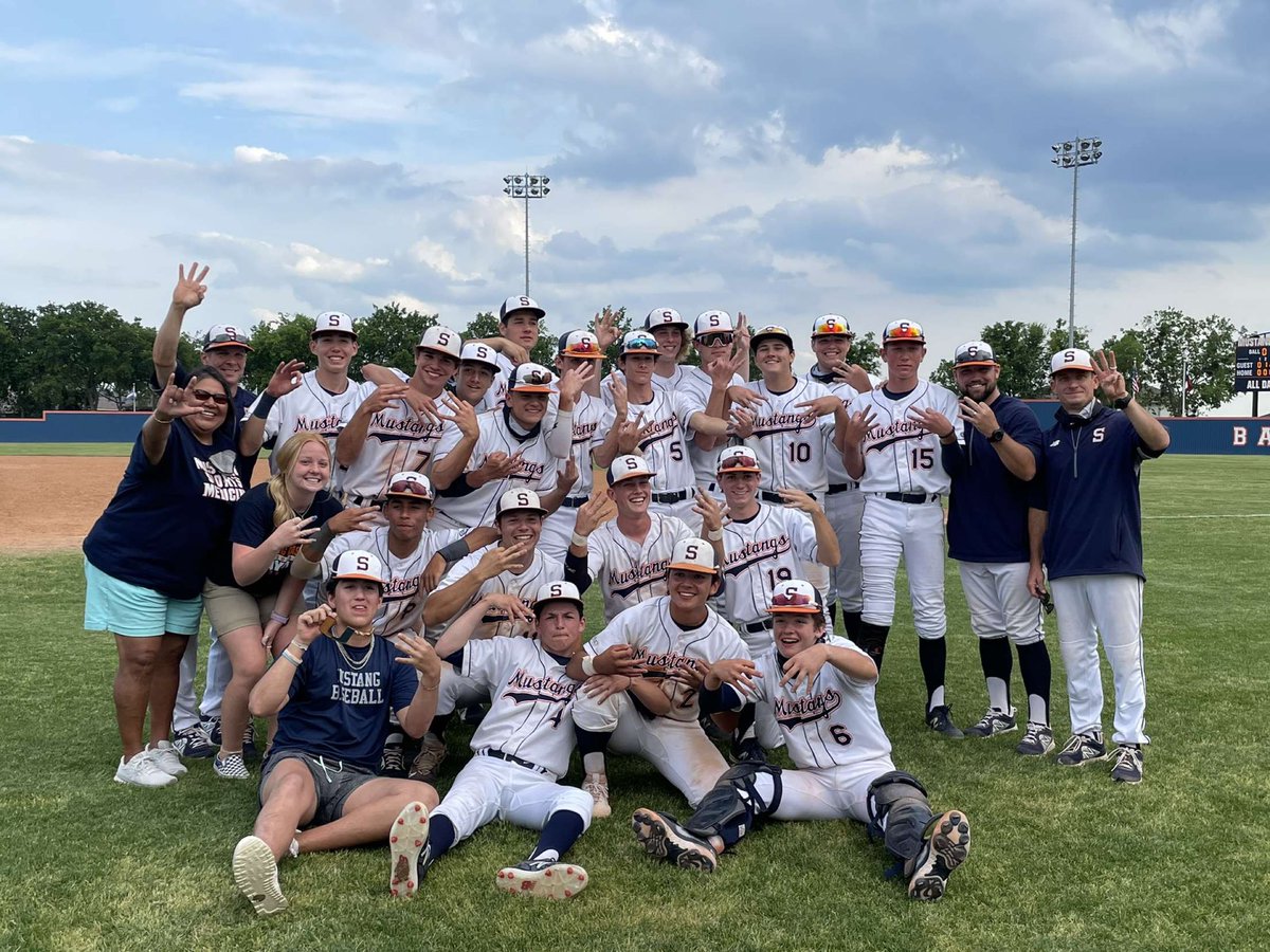 StannersKyle's tweet photo. The best 4 years of my life. I wanna thank  @SachseBaseball for all the memories and good times we had. This is the best group of guys I have ever played with and I know each and every one of them are gonna do big things one day🤍 https://t.co/BmMo05aPCj