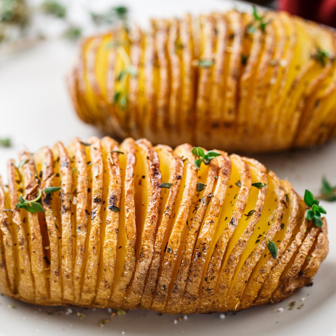 There are so many different ways that you can eat a potato! 🥔 (other than baked, mashed or boiled)

Hasselback potatoes, gnocchi, crispy smashed potatoes the list goes on…

Whichever one you opt for, make sure you’re using the highest quality produce. 

#NorthEast #Wholesalers