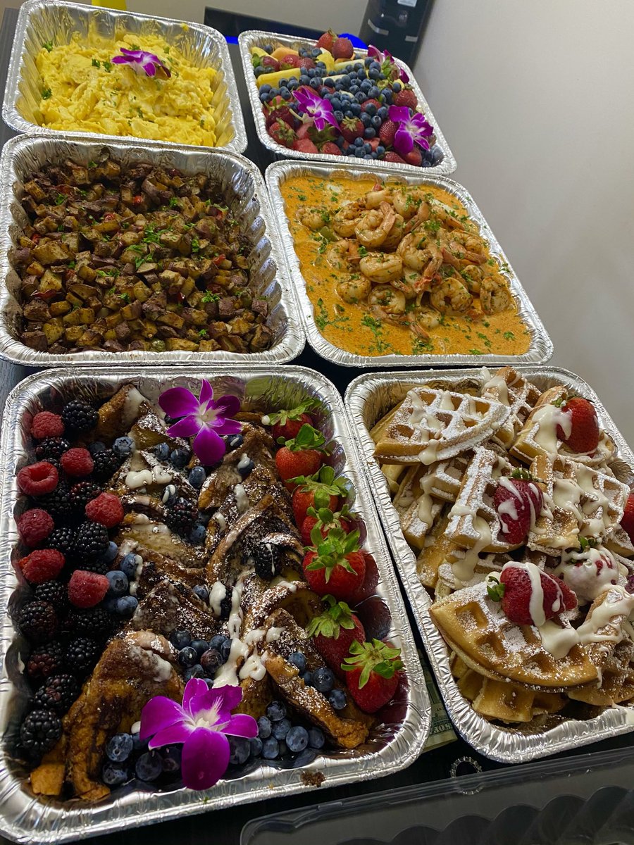 LawCannon's tweet image. It’s time you tried my food, yeah YOU.