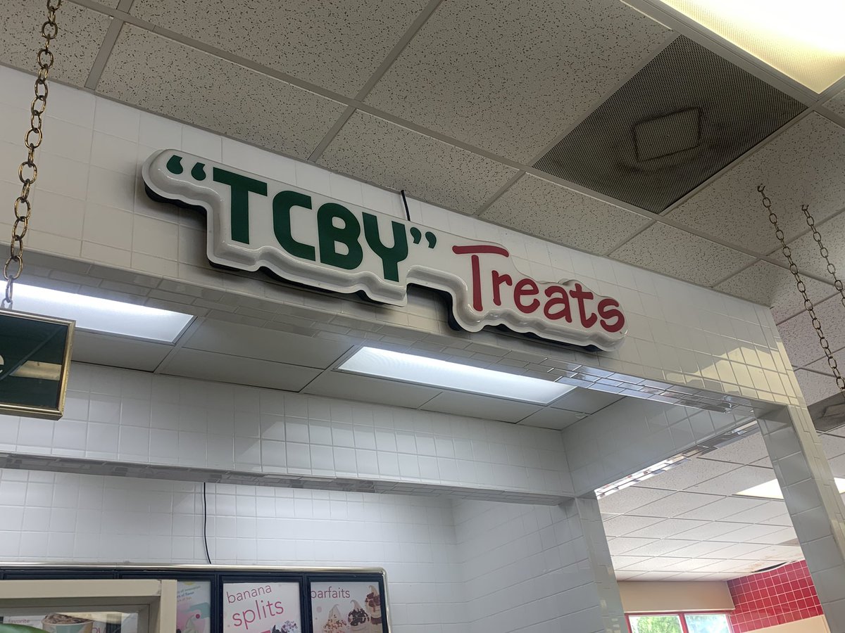 Melissa Follin tweet media