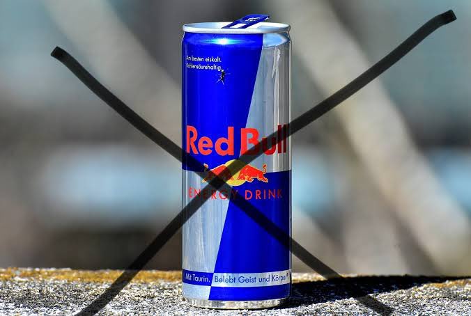 KhalidAmiri01's tweet photo. په  یوسل او پنځوس(150)افغانۍ یودانه ریډبول Red bull  مه اخلئ. په همدې پیسو دوه منه هندواڼه واخلۍ او خپل کورنۍ سره یې دګرمي په موسم کې نوش جان کړئ!
هرقسمه انرژي صحت ته تاوان لري، بلخواه د هندواڼو په اخستلو خپلو بزګرانو سره مرسته وکړۍ!
پوسټ درسره شیر کړئ 🙏❤️🇦🇫 https://t.co/q7rWNXrcL2