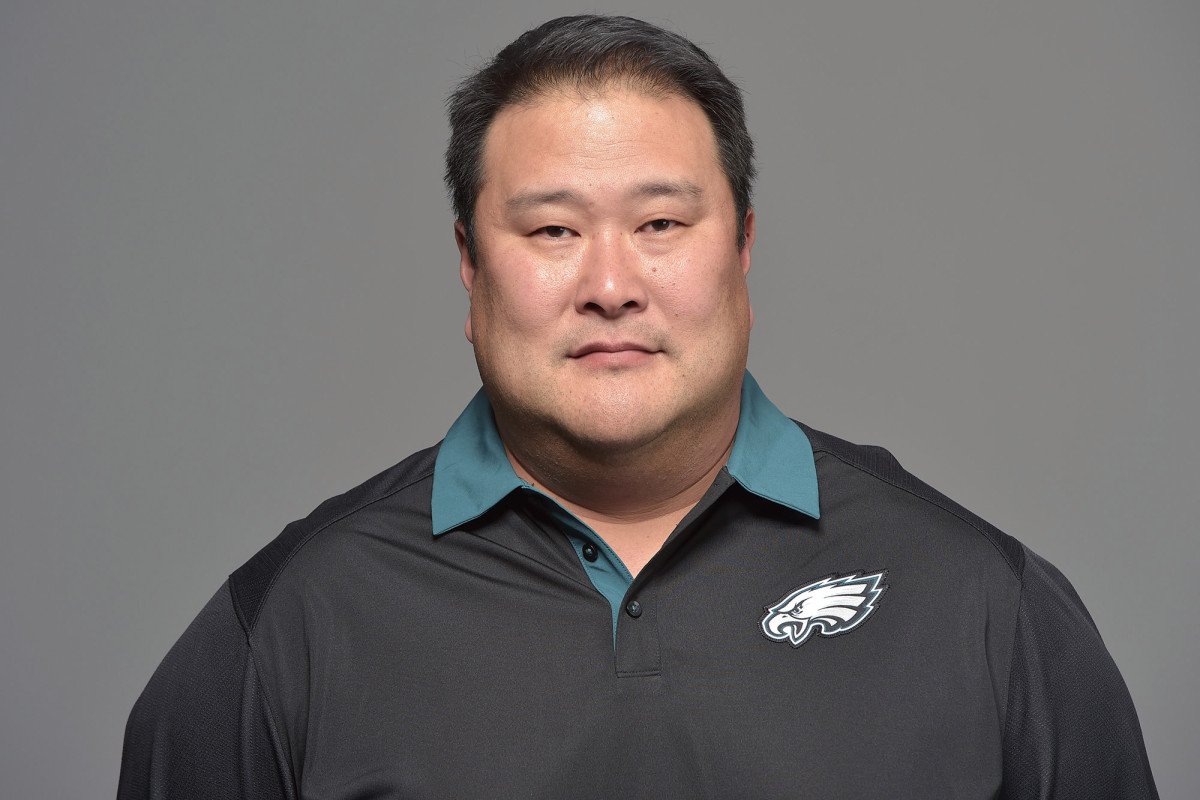 Eugene Chung claims NFL team said he's 'not the right minority' in job interview trib.al/xd89yhA