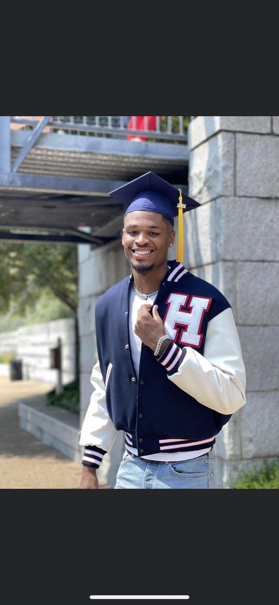Hoopsdoug's tweet photo. Congrats @Hoopsdoug Alum Zion Cousins and Ryan Ford , HBCU 2021 Grads #HowardGrad21 #HamptonGrad21. #OurMissionIsDifferent. #Brotherhood https://t.co/bRHMwRqyth