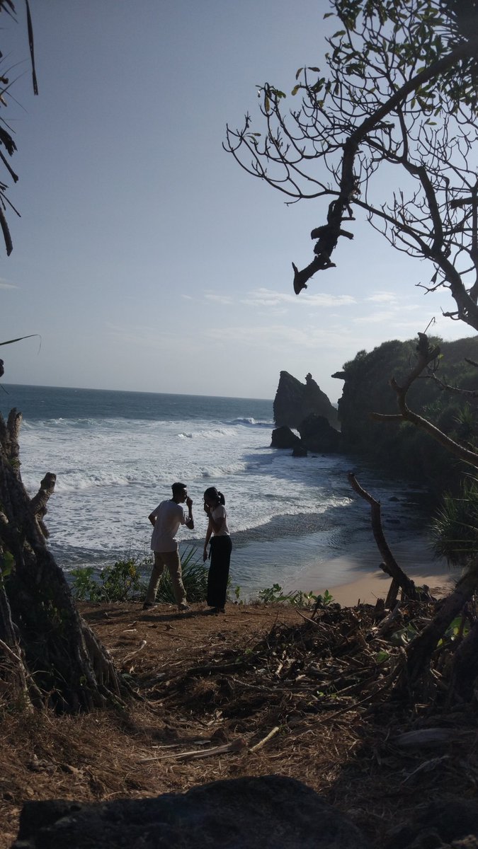 spiontengen's tweet photo. #KevInEditing
Loc : Pantai Midodaren/Widodaren
Before After https://t.co/tLqH669Dl1