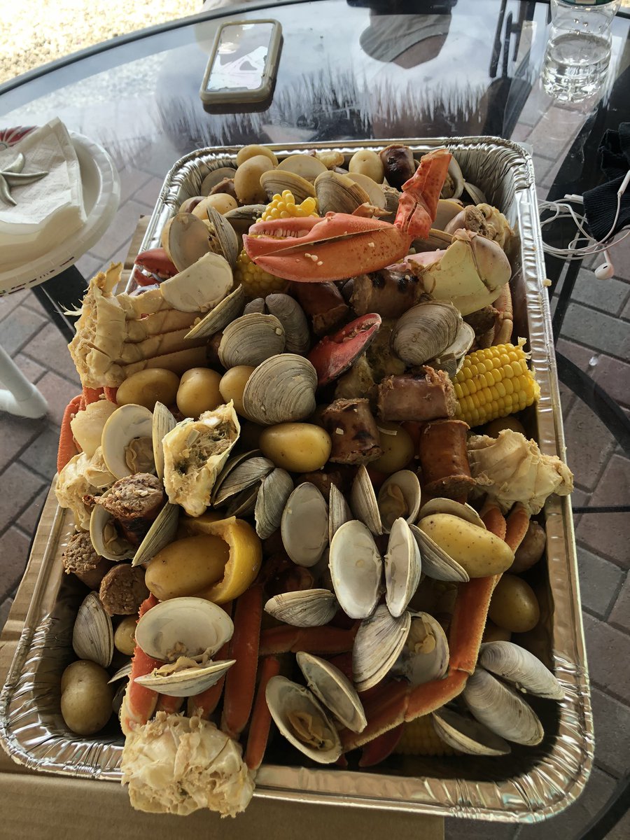 ron_pataky's tweet photo. Boom #seafoodboil https://t.co/Afx2mOd859