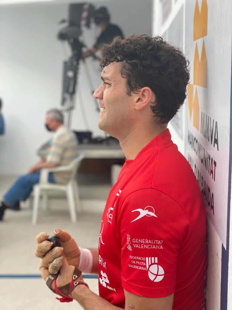 funpival's tweet photo. 📢 Vicent Canari i Ricardet guanyadors del III 🏆Mancomunitats @harbour_energy
ENHORABONA 🎉🎉
📍 @AjuntCastello
25🔴 Marrahí Brisca i Murcianet
@MlaValldAlbaida
30🔵 Vicent Canari i Ricartet
La Safor
#pilotaprofessional
#mancomunitatsharbour2021 https://t.co/VhE3RSxrzT