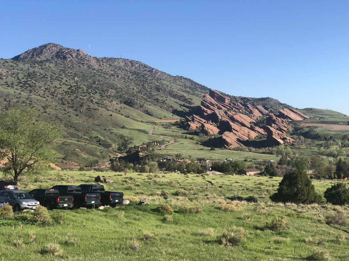 AlexRoseNews's tweet image. Perfect morning for a hike! Always enjoy my time in @JeffcoOpenSpace. #ColoradoTrails 🥾