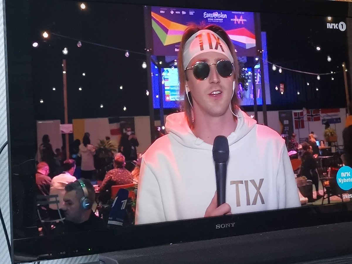 Tydelig merking av klær. Her har vi mye å lære av mammaen til Tix