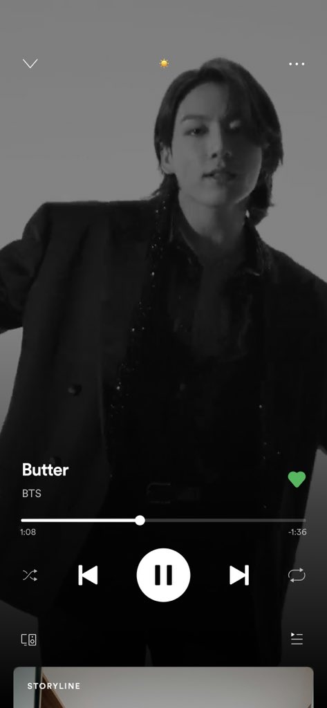 Youareart11's tweet photo. @logmyg @BTS_twt 💜 https://t.co/c89t1XehLW