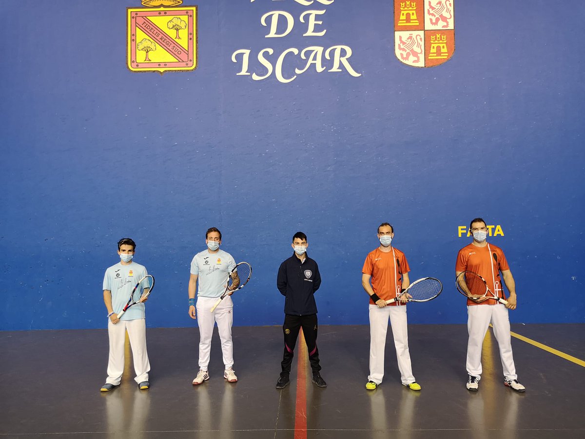 Fed_Pelota_CyL's tweet photo. Máster de frontenis (Iscar).
Saúl y Alfonso ganan en Iscar. Se impusieron en la final a Rafa y Sergio. https://t.co/sFEtYxEjhA