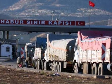 ha burdan buraya kuyruk var