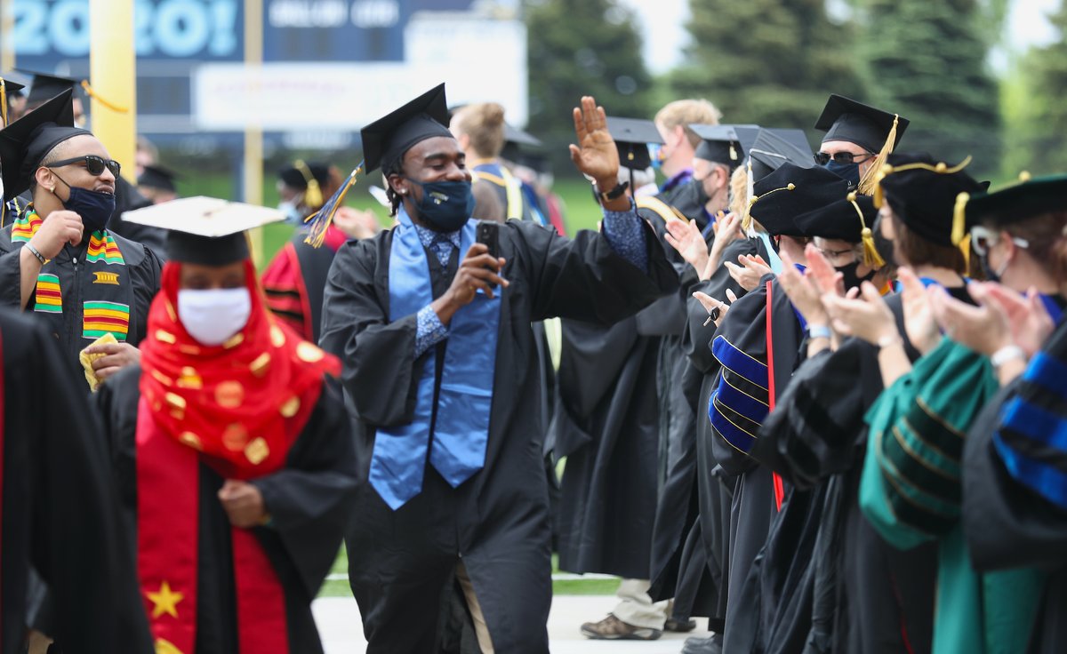 Celebrating the milestone of graduation - a moment our students will remember forever. 

Congratulations again to the class of 2020! 🎉🎓

#WeAreAU | #Graduation2021
