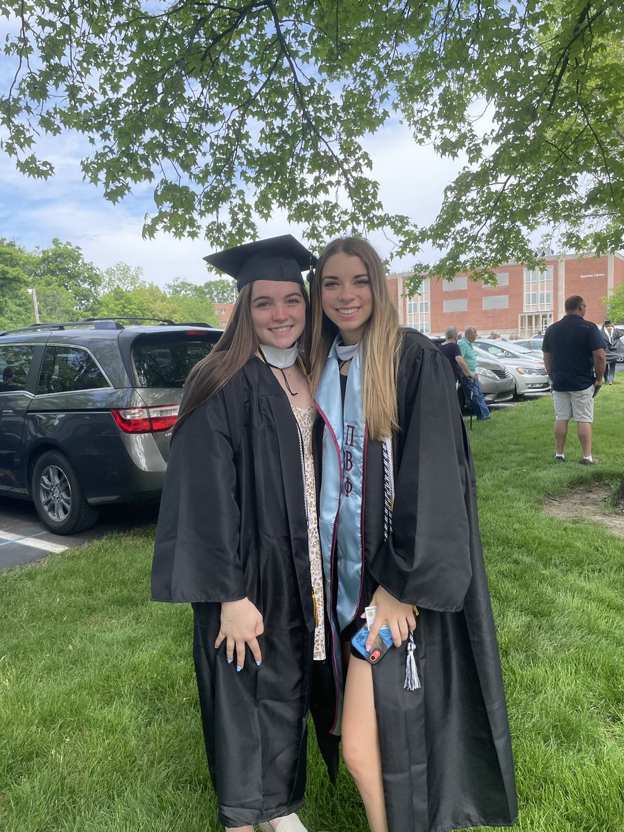 Congrats to our seniors!!! We love you! Keep winning at life!! So proud to call you one of ours!  #GrizForever #classof2021