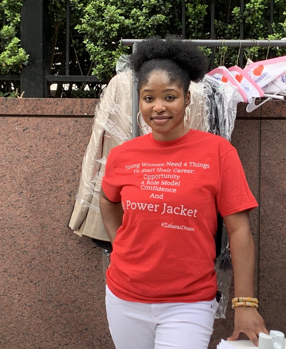 VerlaineDiane's tweet photo. #TeamWork always Makes #Dreams work so grateful to our amazing Sisters @ChristelleOnwu @JAndersonRoland @afia_amore for our powerful #NYC @DreamZahara #PowerJacket Drive today!

We did it! @DreamZahara will donate the #PowerJackets to Young Women in #NYC to start their careers✨ https://t.co/qJcUCAMW0X