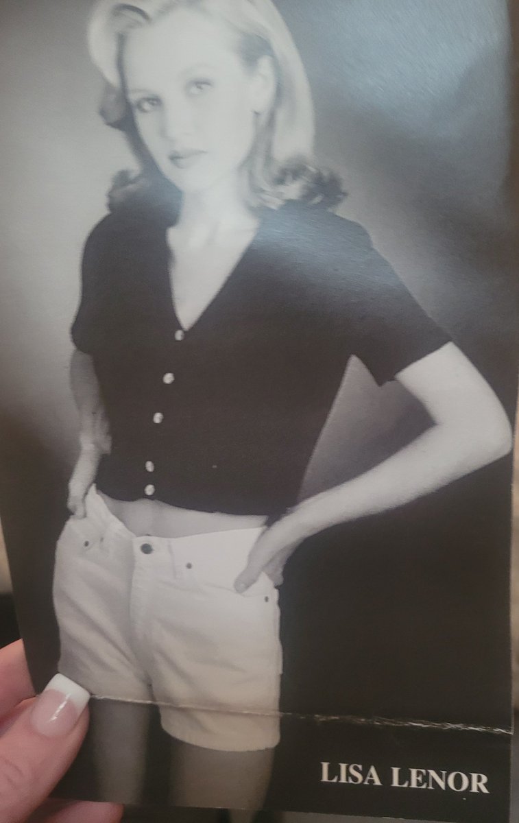 My first teenage Heads hot (17) here.   I am the same size! #zedcard #headshot #kimdawsonagency #wadelivingston #lisalenor #lisalenorallnaturalmodel #samesize #modellife #actresslife #realface #lacastings #nycasting #blessed #loved #f4f